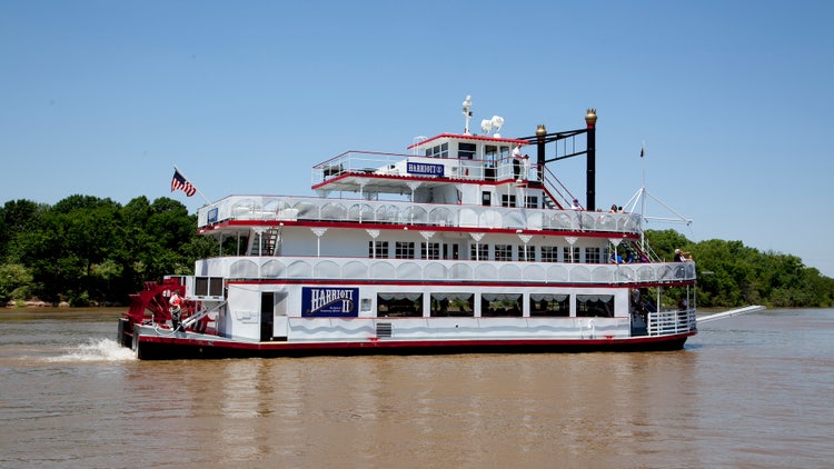 Harriett II riverboat