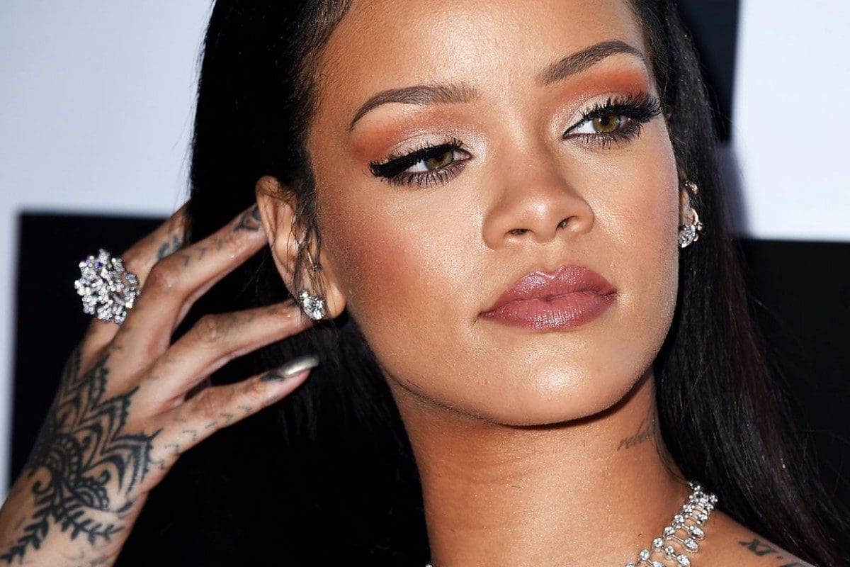 Rihanna's 'ANTI' becomes longest-charting album by a Black female artist in  Billboard 200 history