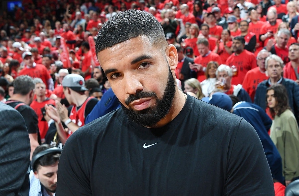 Drake shares health update after knee injury