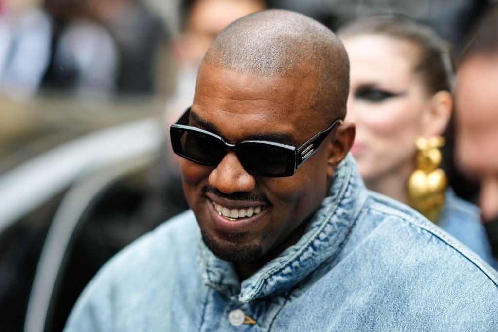 Kanye West Demands Apology From Tmz 