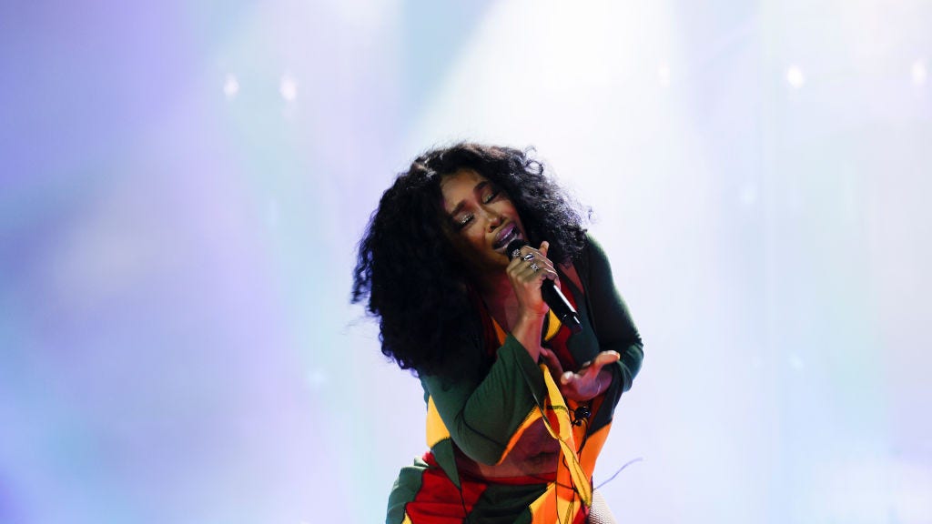 SZA teases forthcoming 