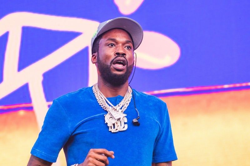 Meek Mill claims his phone was pickpocketed in Ghana