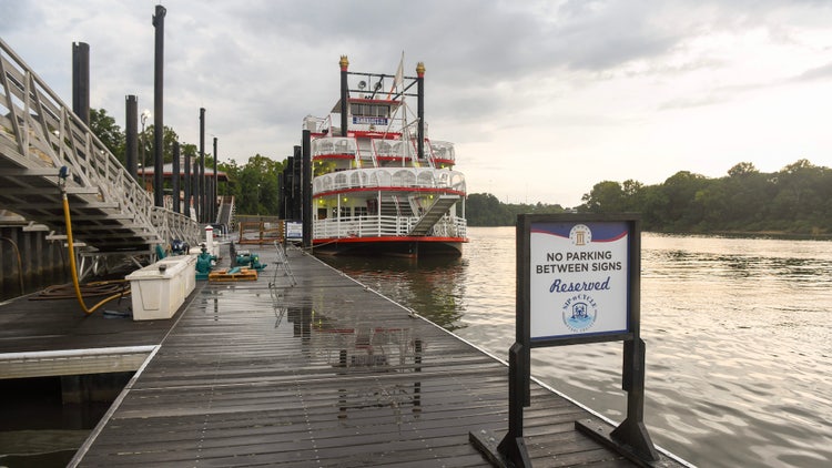 Montgomery riverboat dock