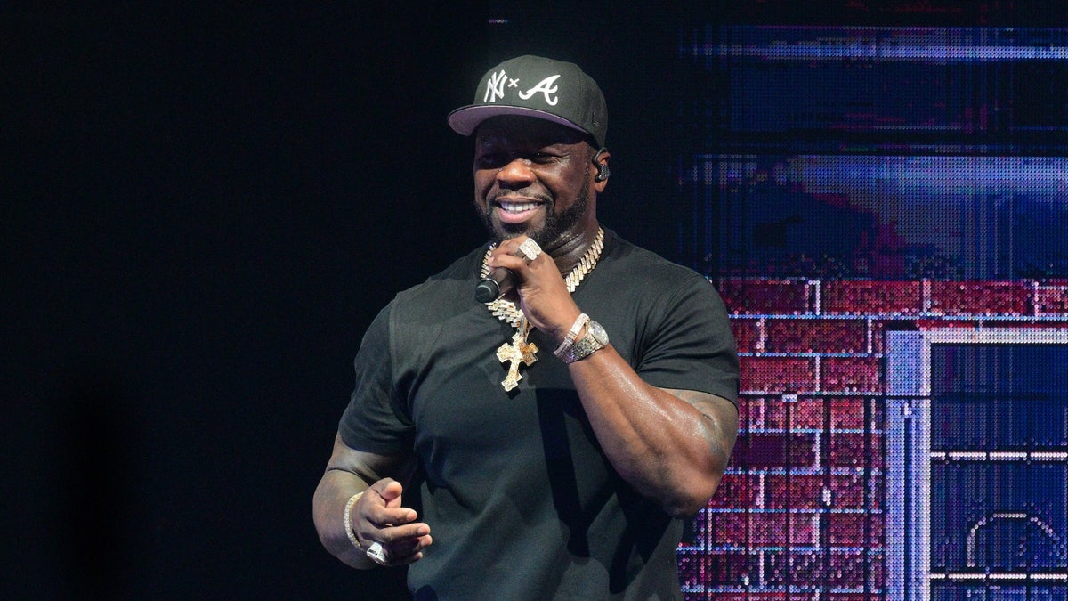 50 Cent continues to joke about Drake's bra treatment