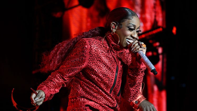 Missy Elliott performing