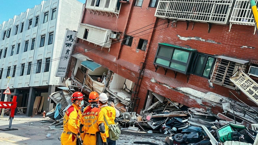 Taiwan shaken by massive earthquake that leaves nine dead and more than ...