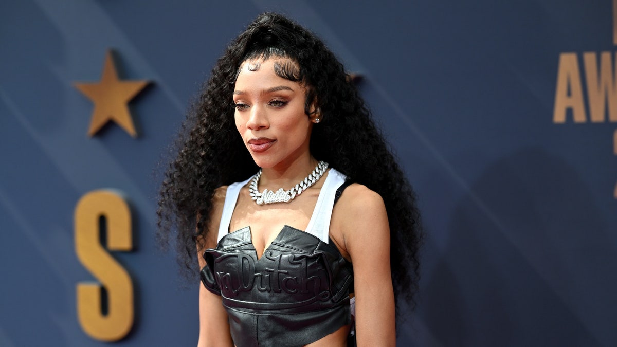 Lil Mama says she was “depressed” after crashing JAY-Z and Alicia Keys'  VMAs performance